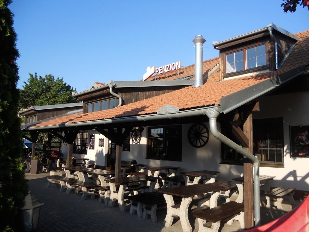 Penzion U Travnicka Modřice Exterior foto