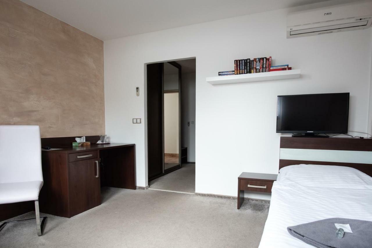 Penzion U Travnicka Modřice Exterior foto